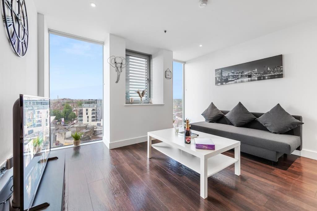 Amazing Britania 1 Bedroom Flat In London Bp40 Exteriér fotografie